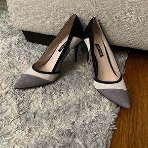Nine West Colorblock Heels Size 9.5 Trendy Heels Comfortable
